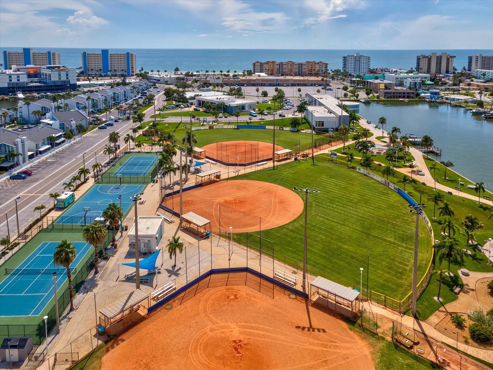 15000 GULF BLVD #807