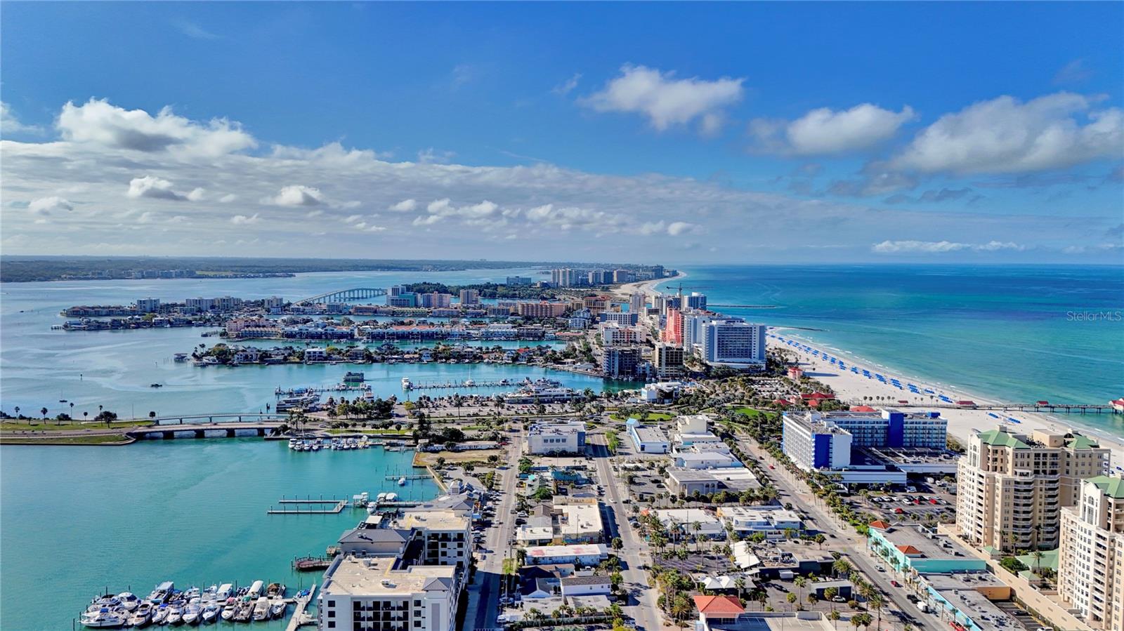 290 BAYSIDE DR