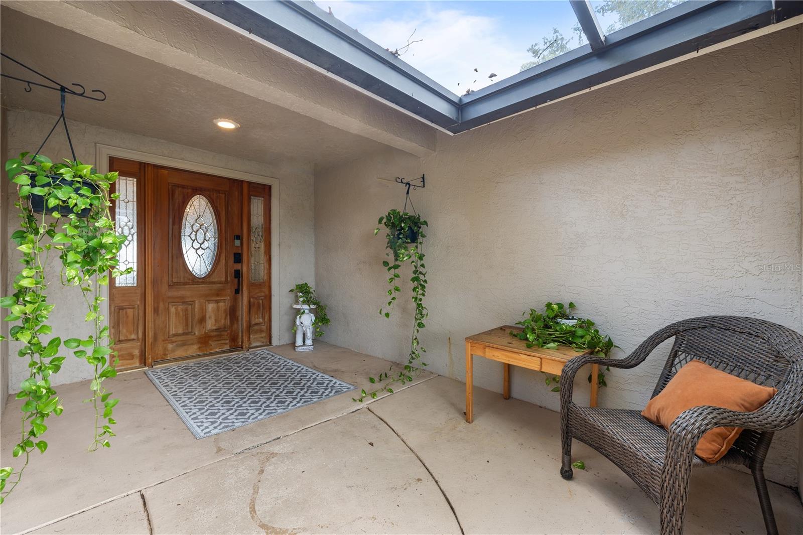 390 MERAVAN CT