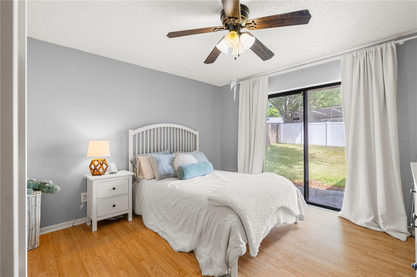 390 MERAVAN CT