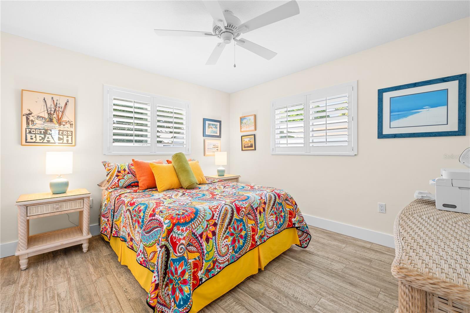 929 SANTA MONICA DR