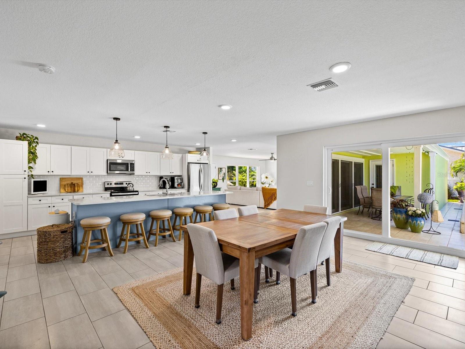 1316 GOLF VIEW DR