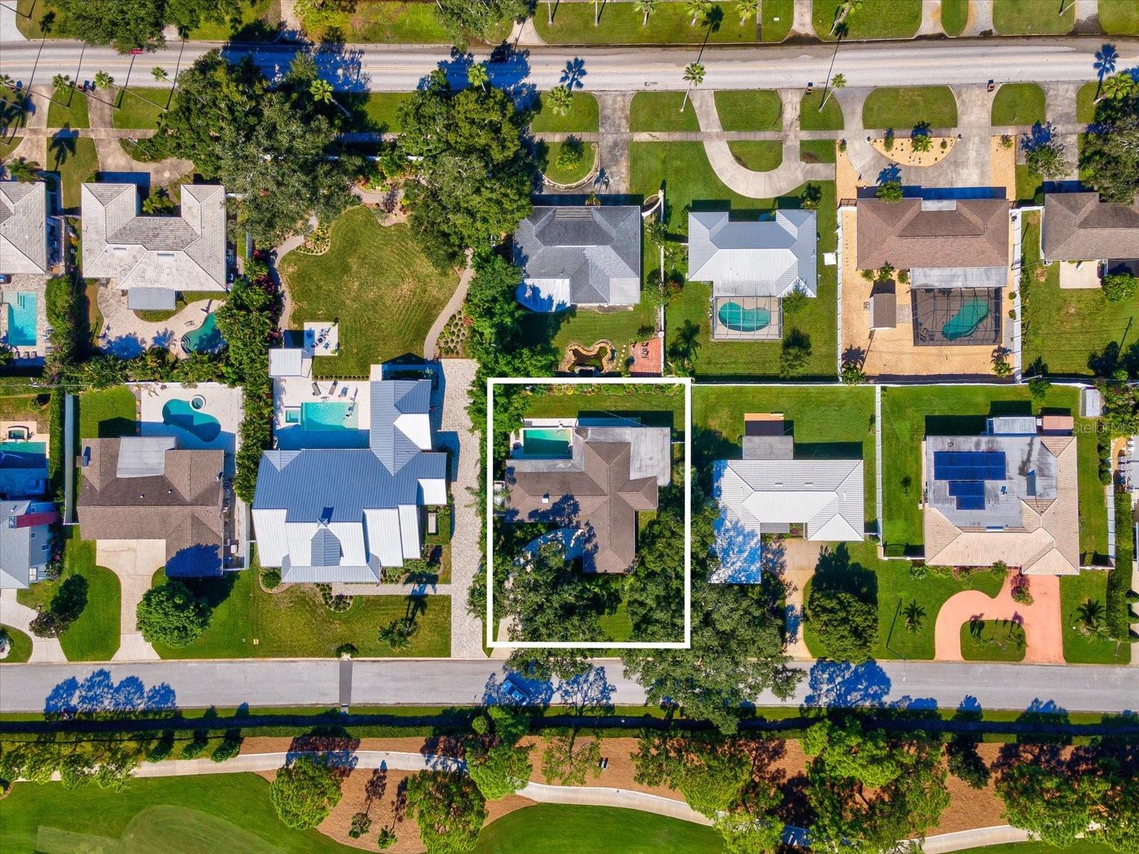 1316 GOLF VIEW DR