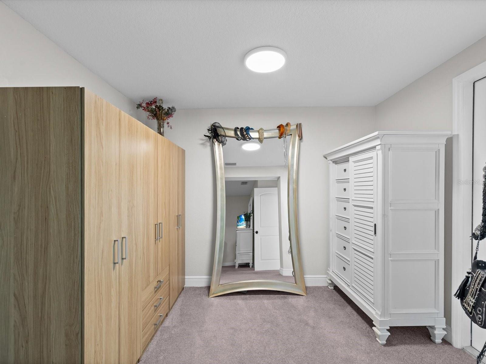 1316 GOLF VIEW DR