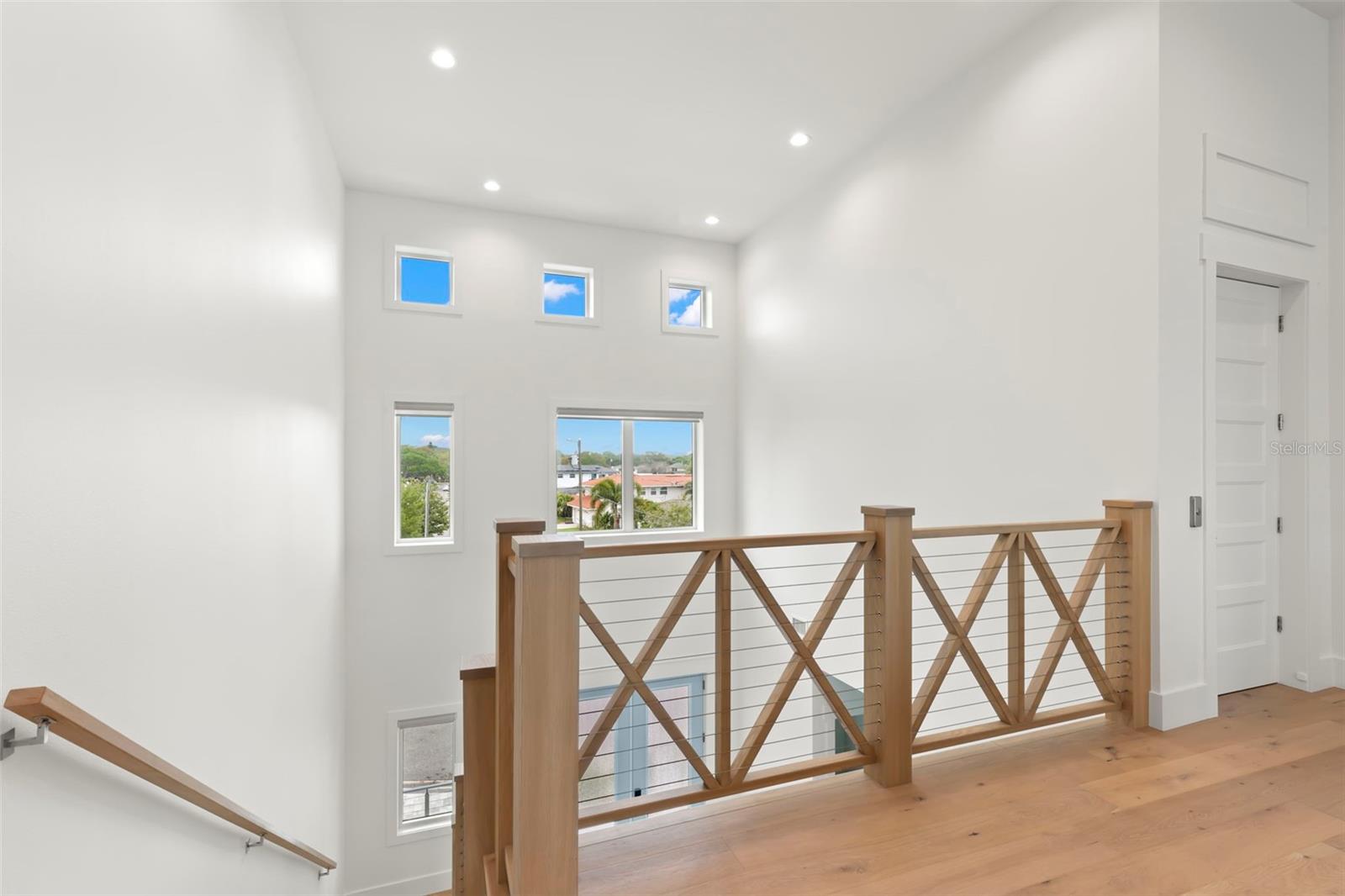 4598 HARBOR HILLS DR