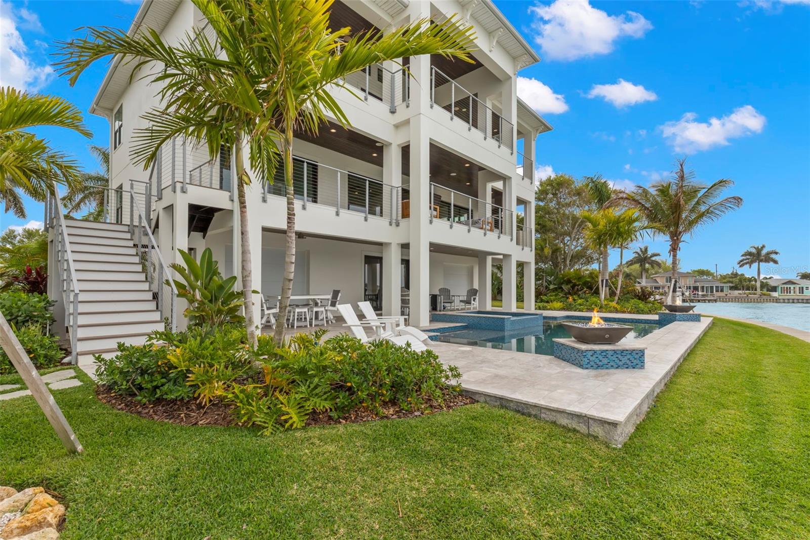 4598 HARBOR HILLS DR