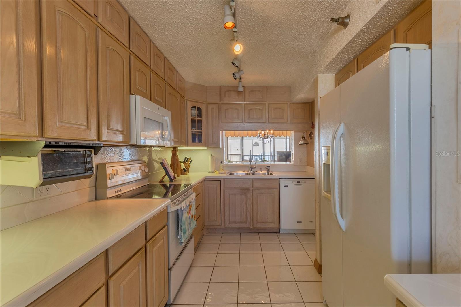 15462 GULF BLVD #901