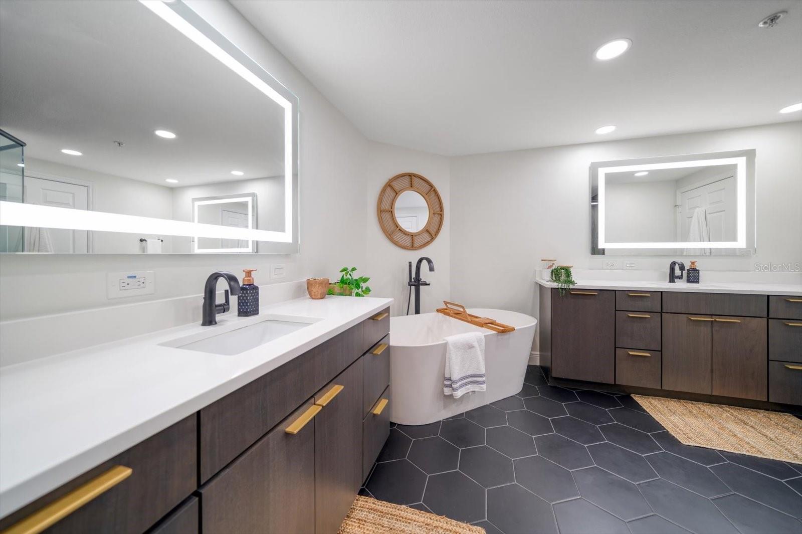 19710 GULF BLVD #504