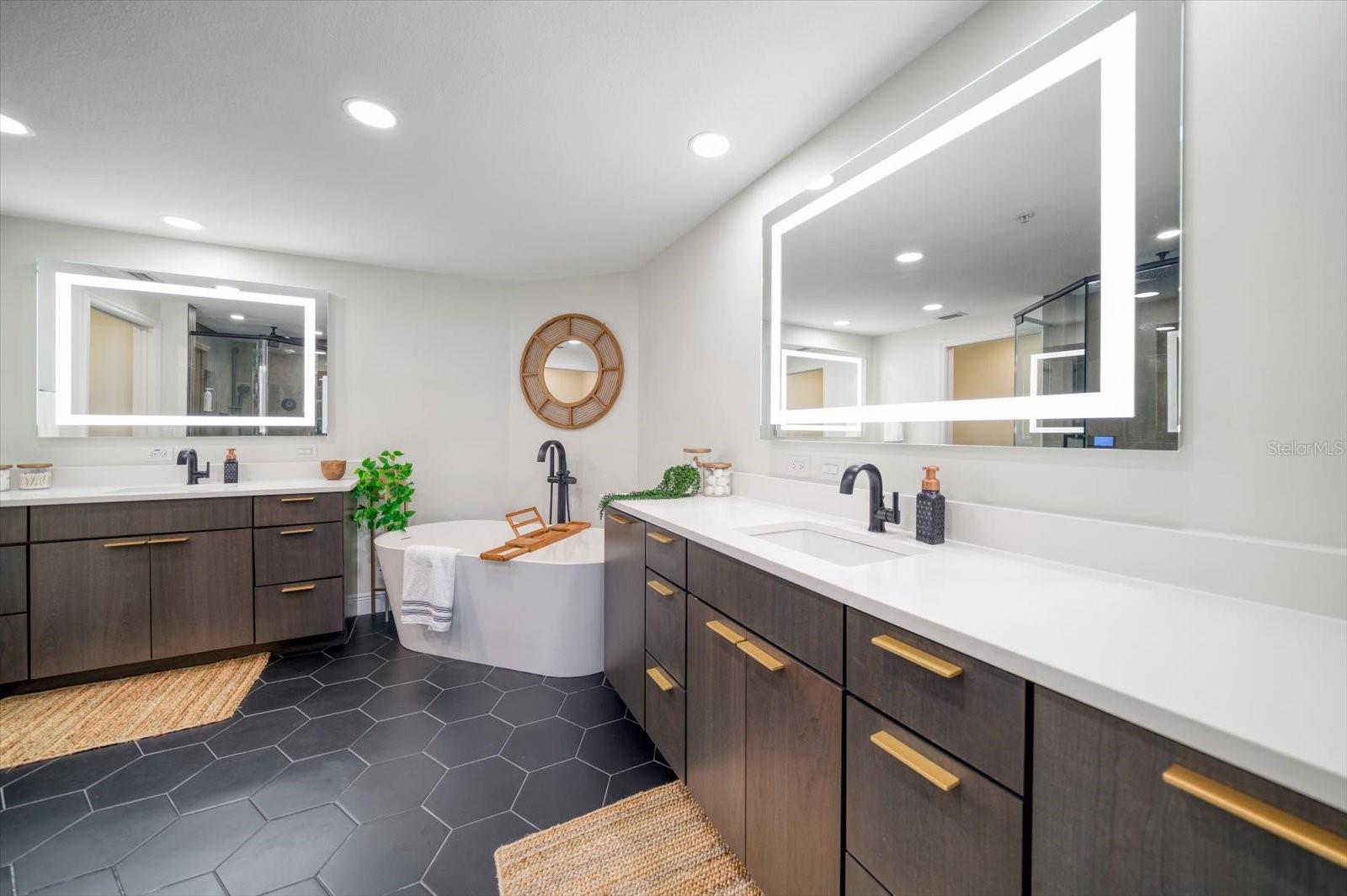 19710 GULF BLVD #504