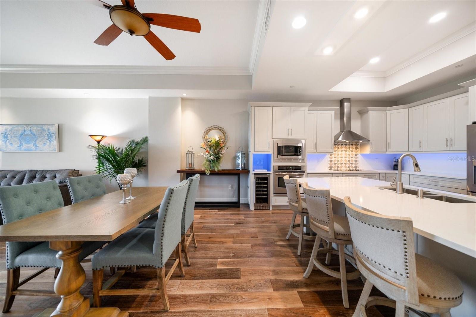 202 WINDWARD PSGE #609