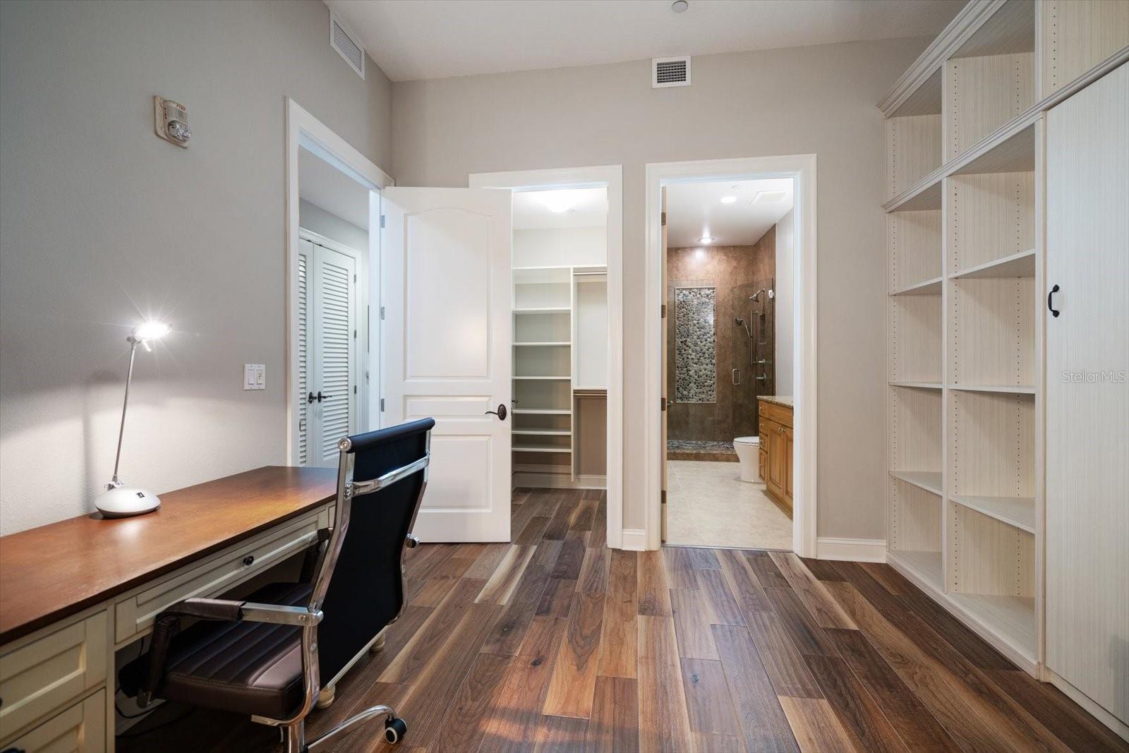 202 WINDWARD PSGE #609