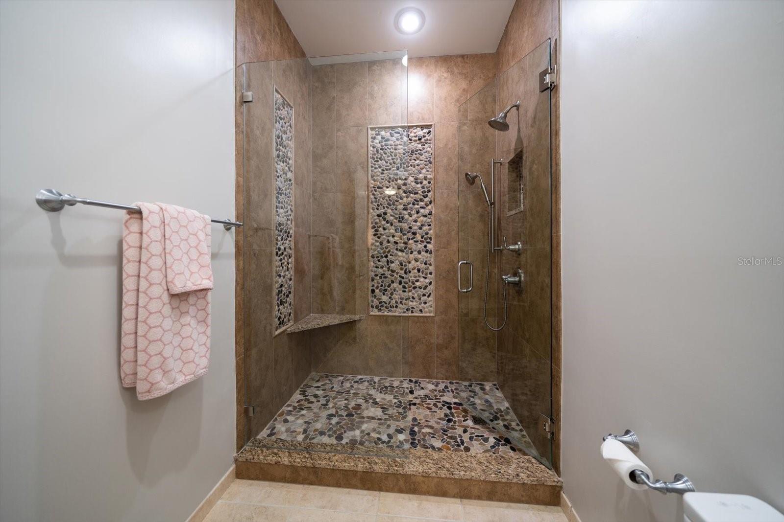 202 WINDWARD PSGE #609