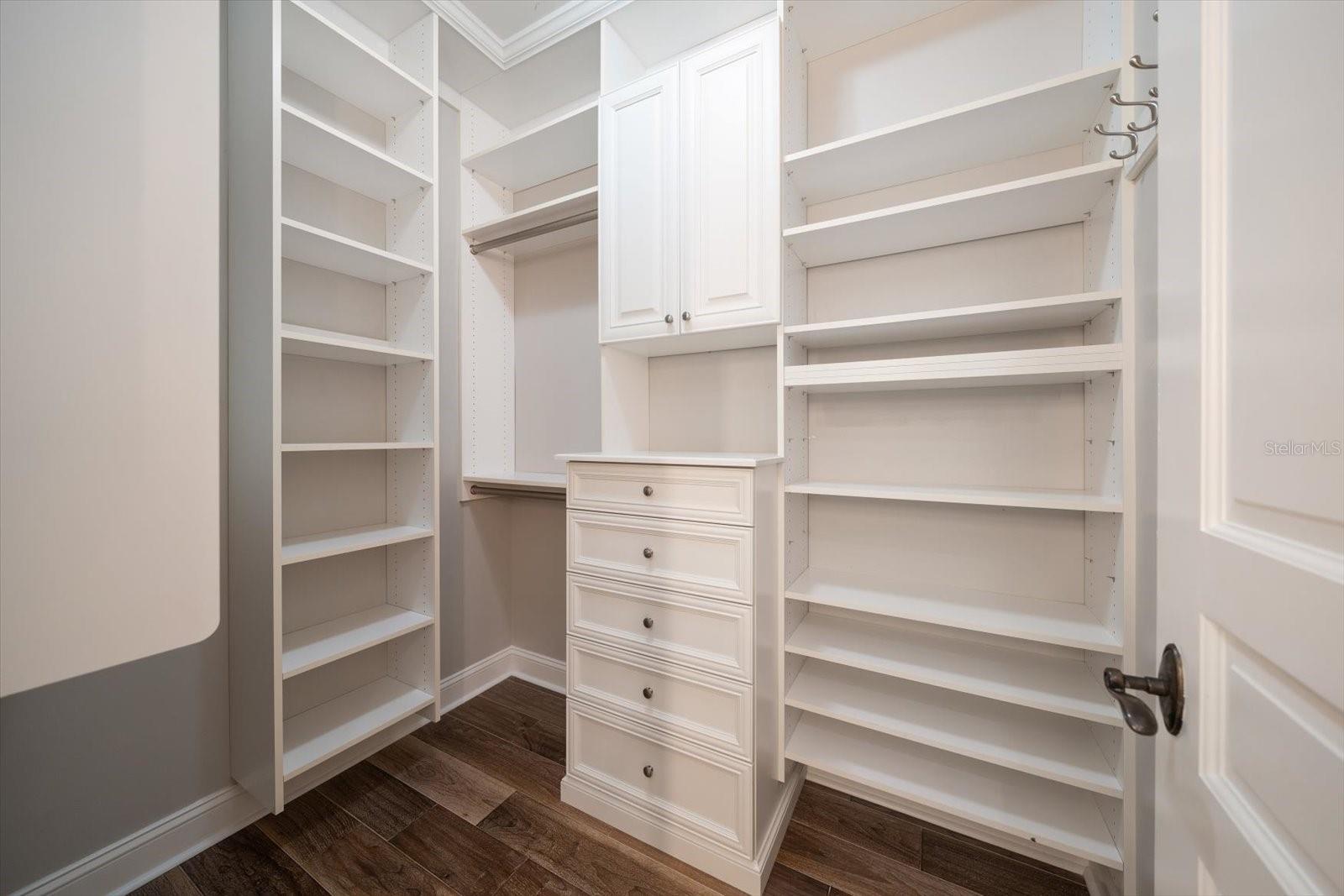 202 WINDWARD PSGE #609