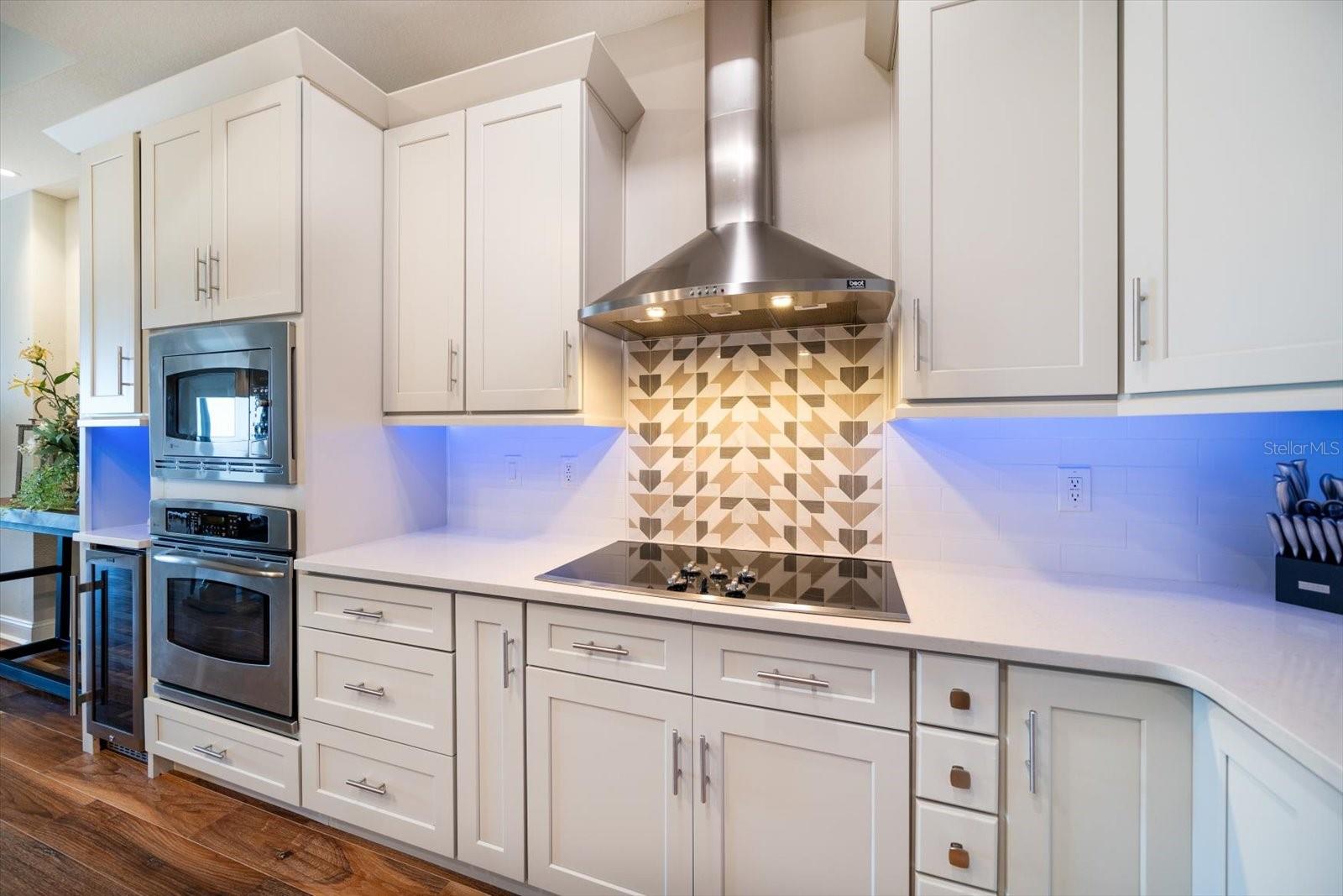 202 WINDWARD PSGE #609