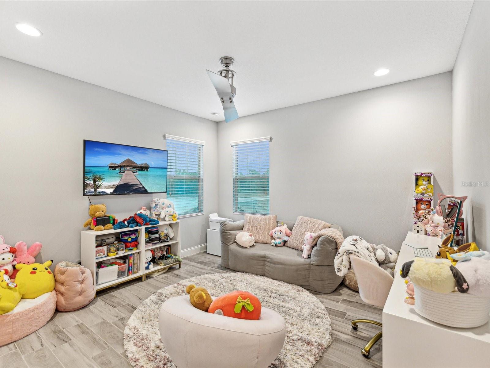 4219 WOODLAND RETREAT BLVD