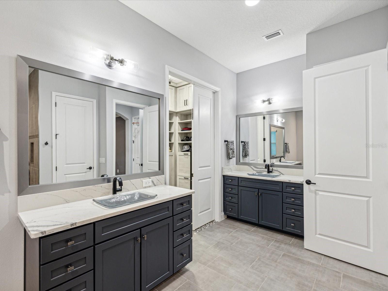 4219 WOODLAND RETREAT BLVD