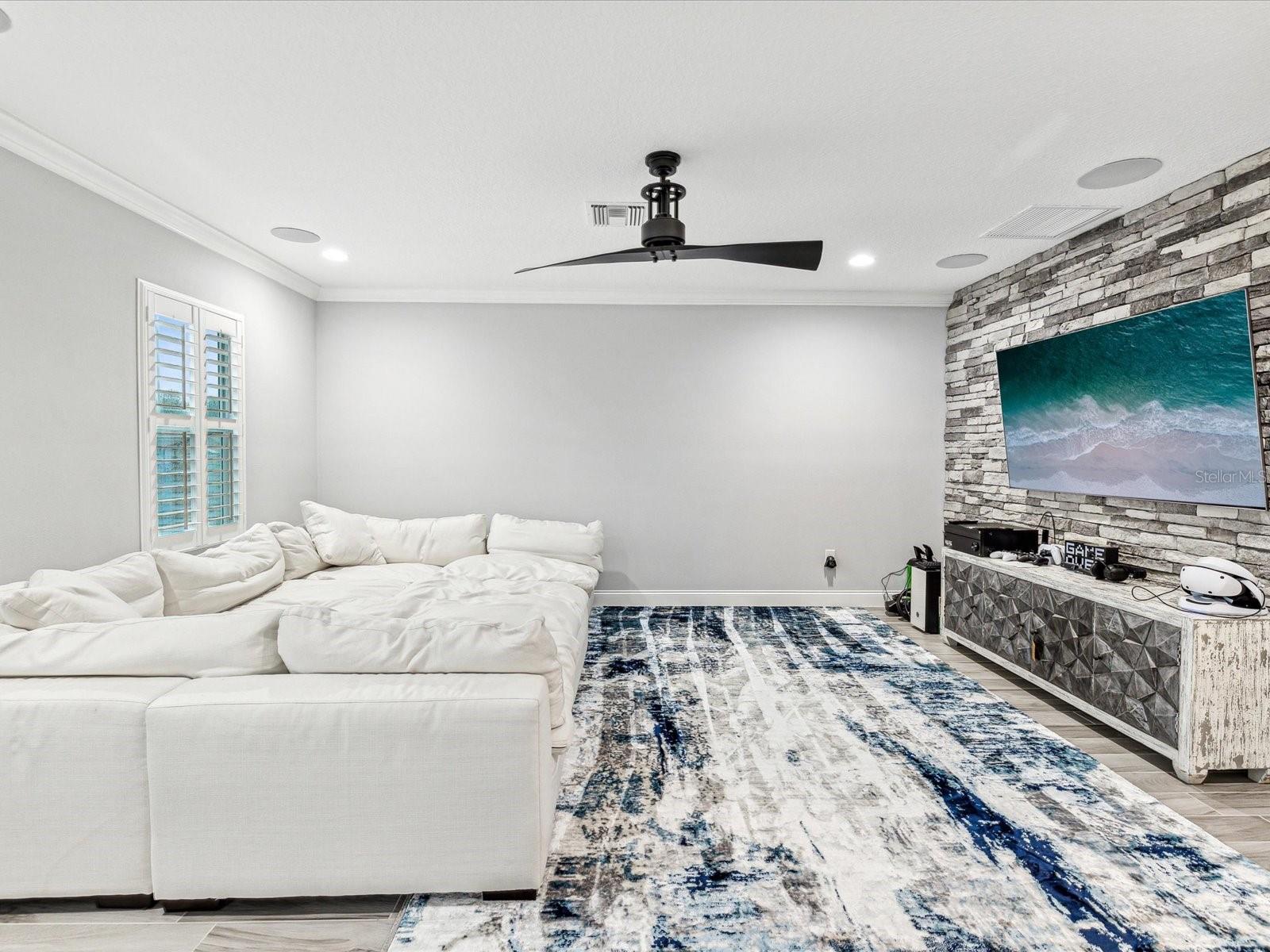 4219 WOODLAND RETREAT BLVD