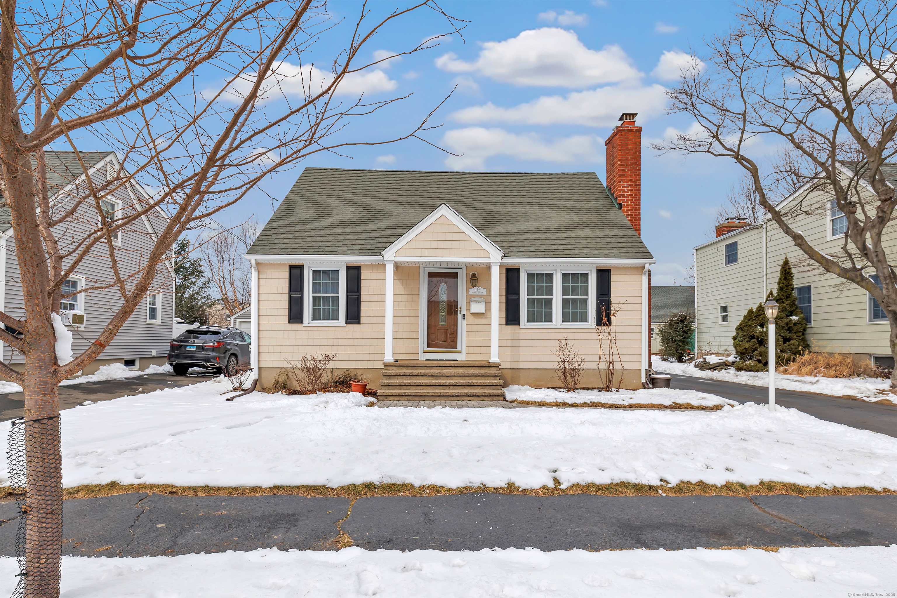 172 Nichols Street