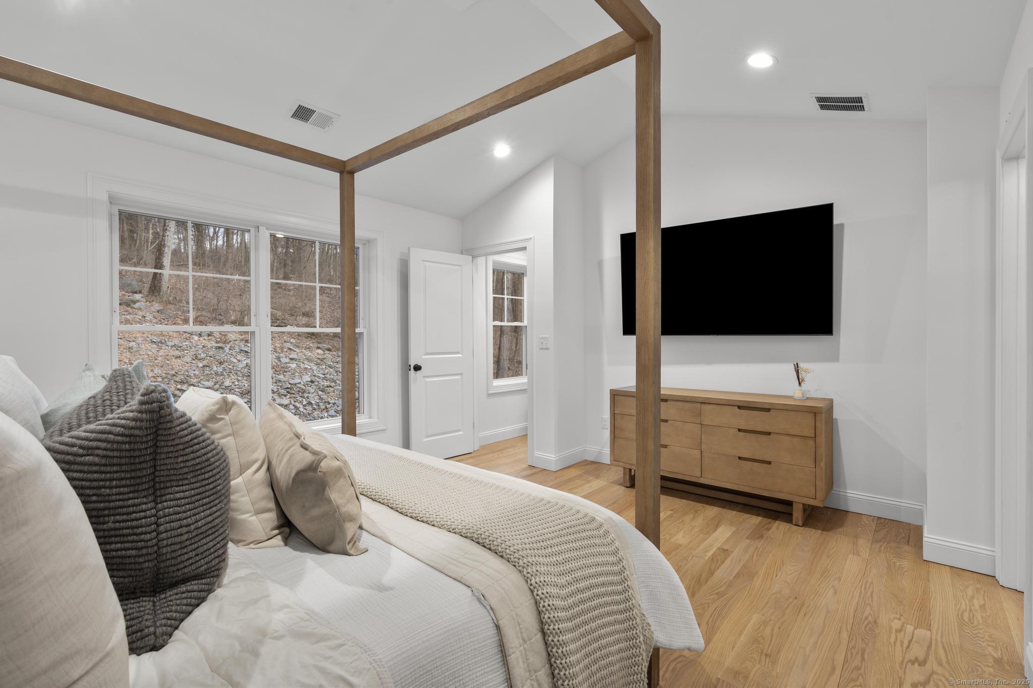 32 Spindrift Lane 32