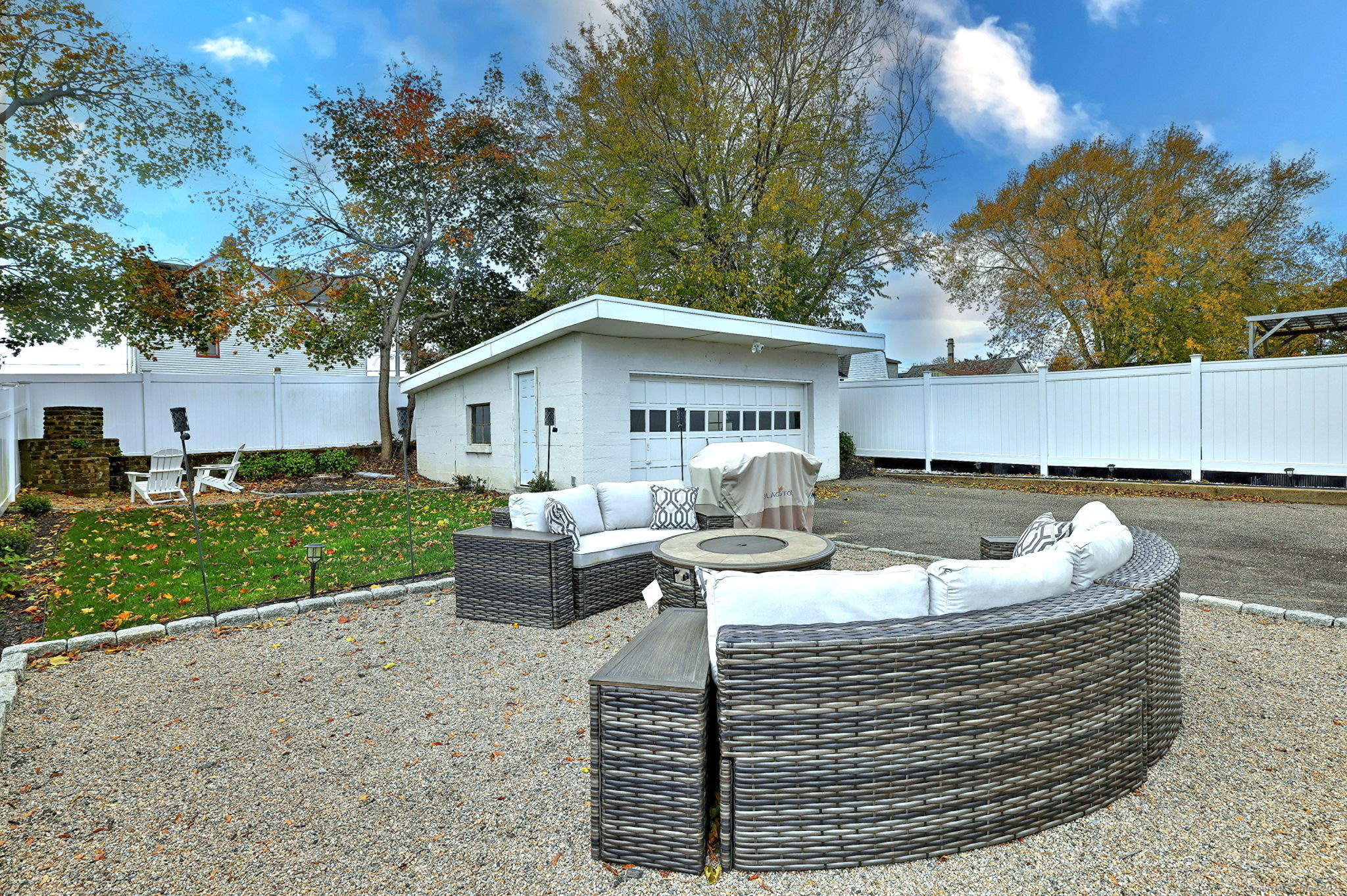 40 Hazelwood Avenue