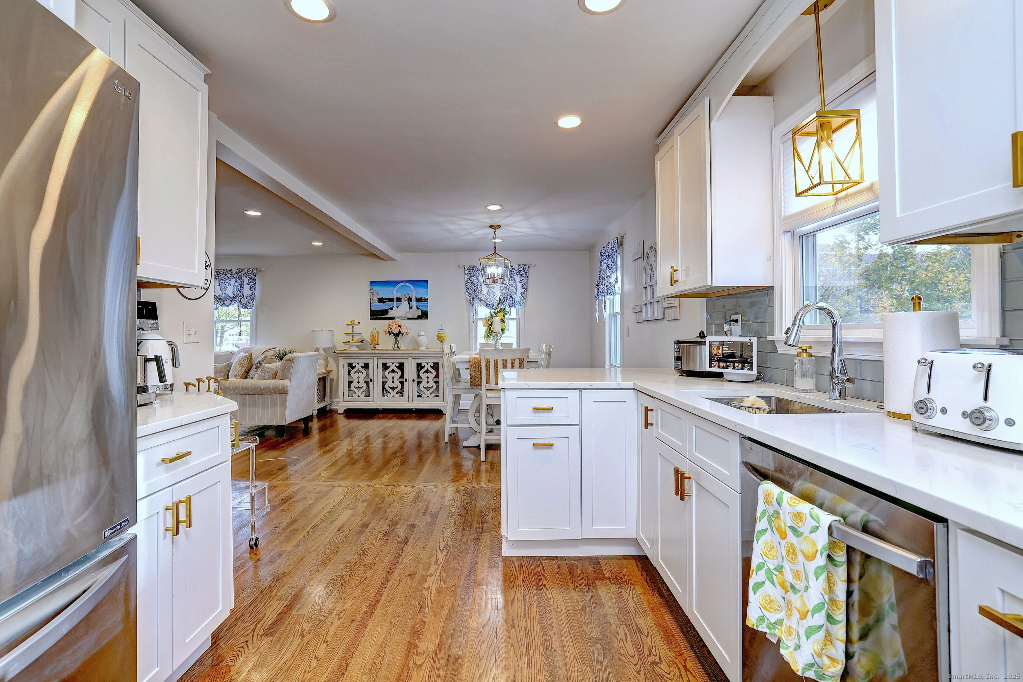 40 Hazelwood Avenue
