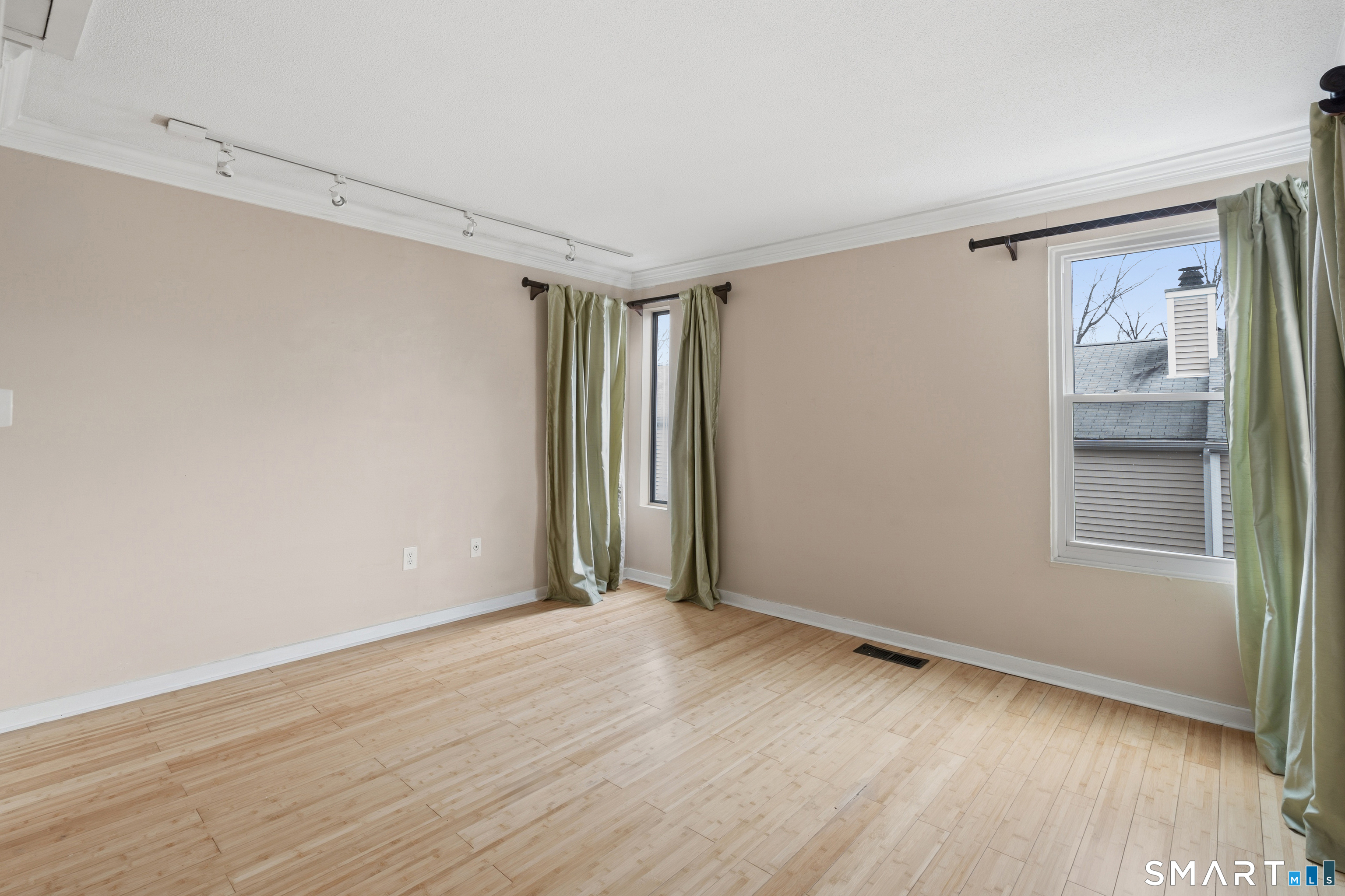 128 Shepards Knoll Drive 128