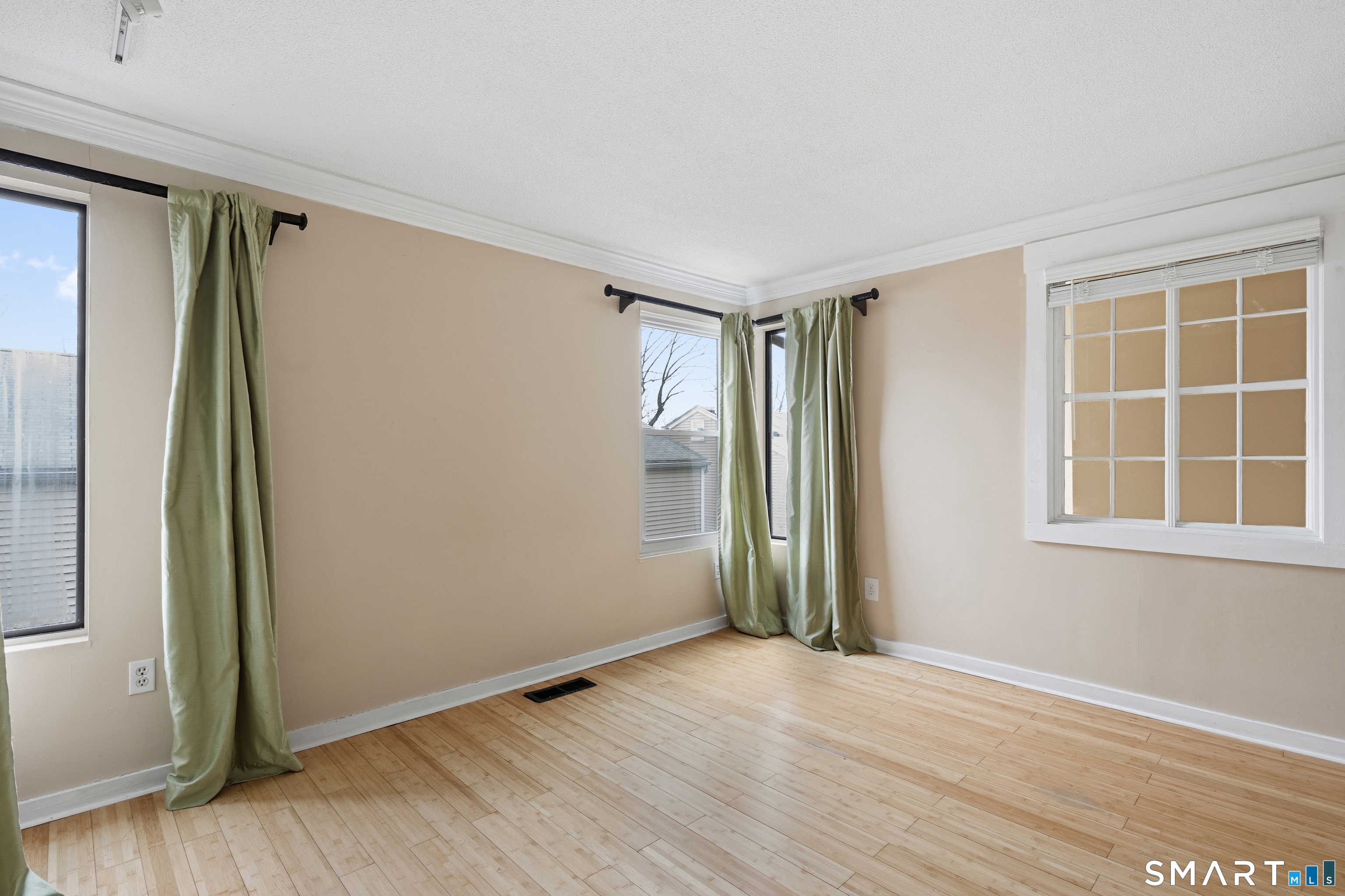 128 Shepards Knoll Drive 128