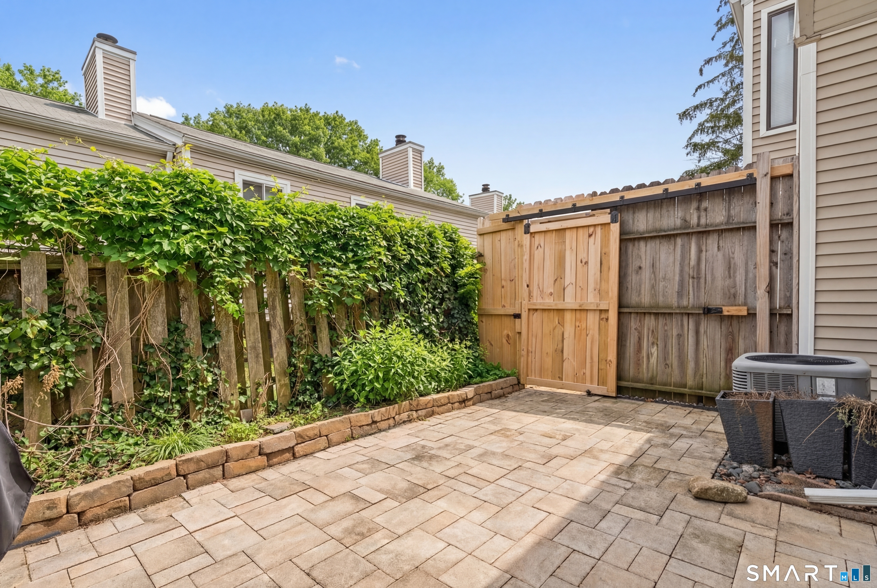 128 Shepards Knoll Drive 128