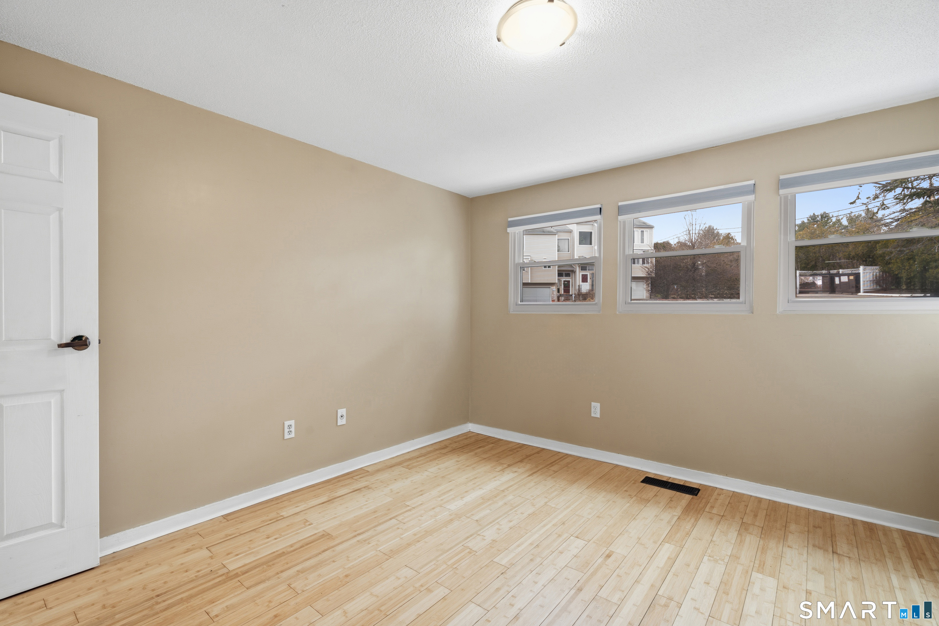 128 Shepards Knoll Drive 128