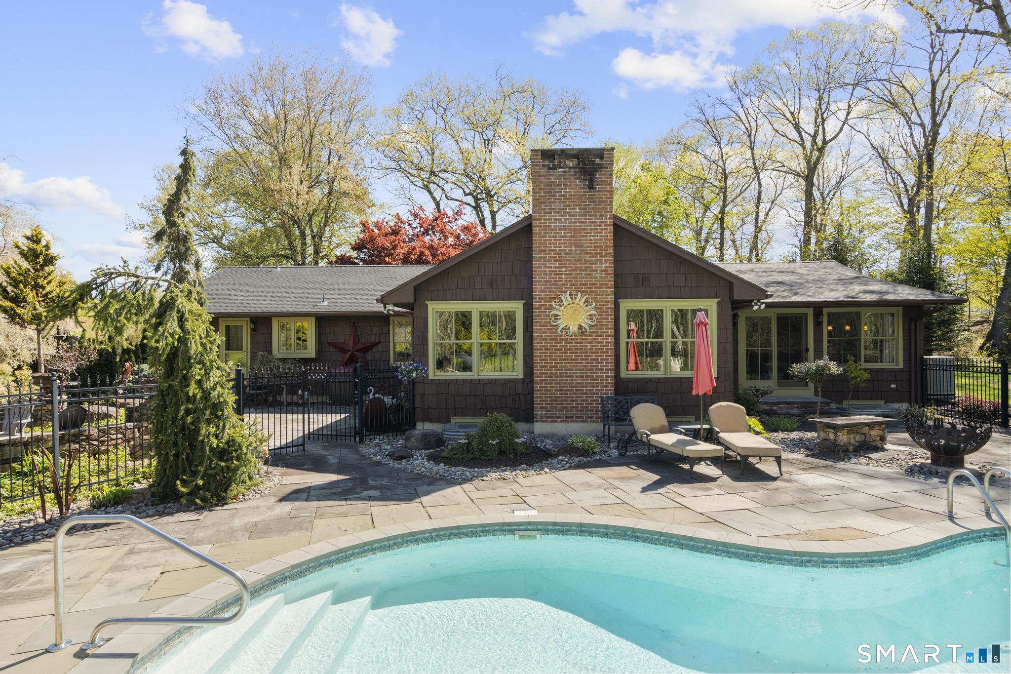 19 Hawley Road