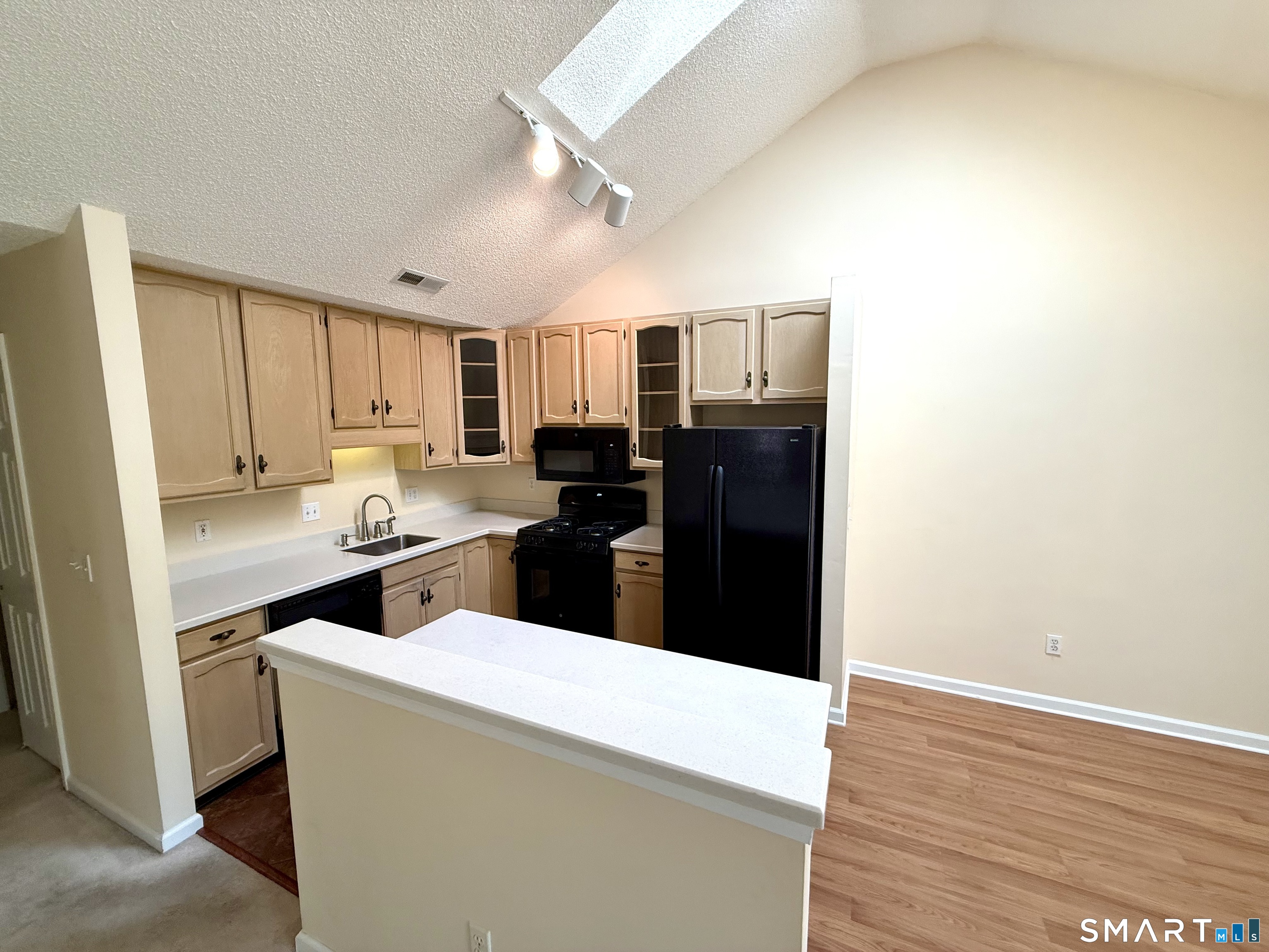 15 Pine Needle Drive Unit: 15