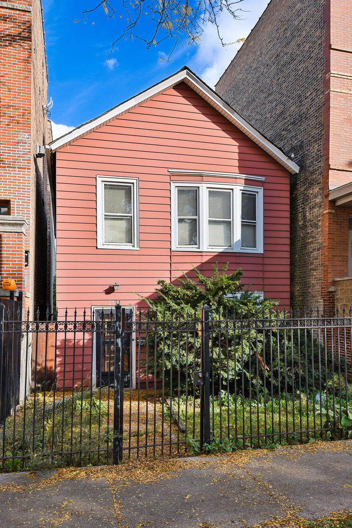 2171 N Rockwell Street