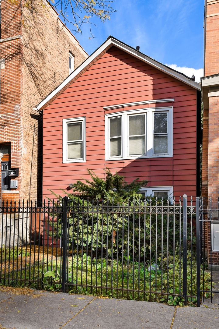 2171 N Rockwell Street