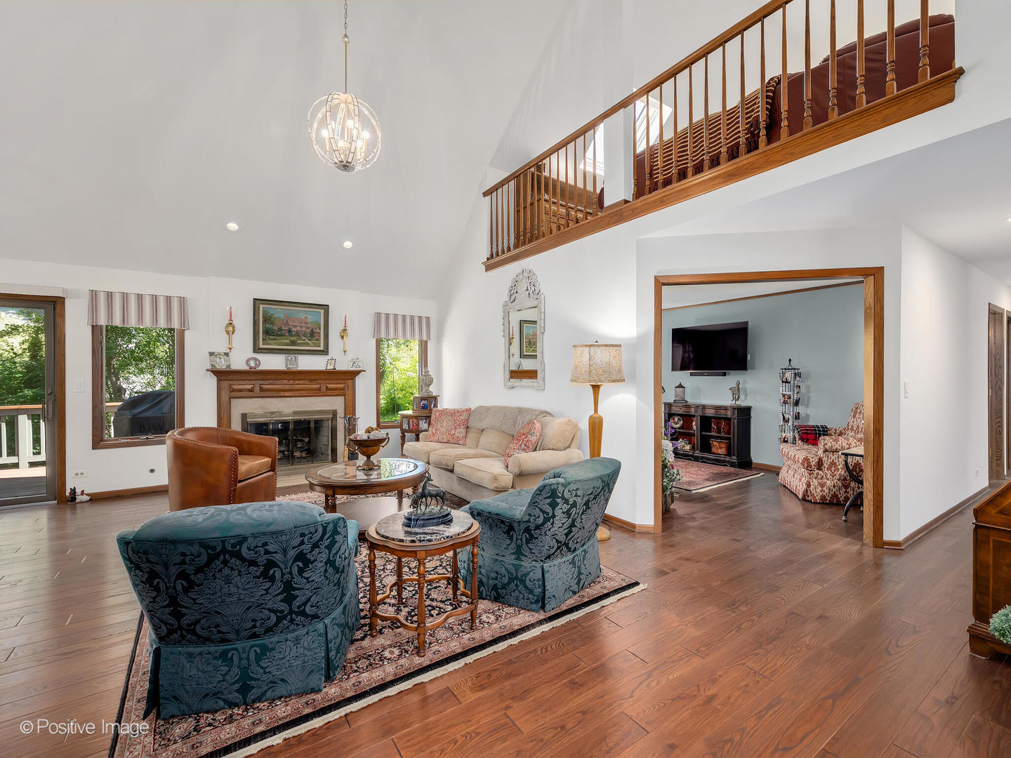 1040 Woodbine Lane
