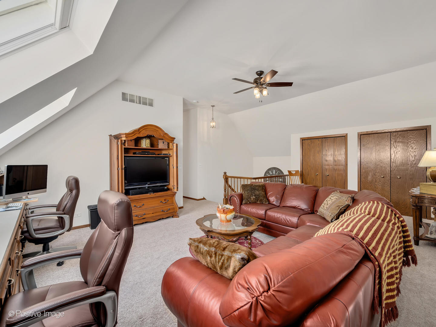 1040 Woodbine Lane