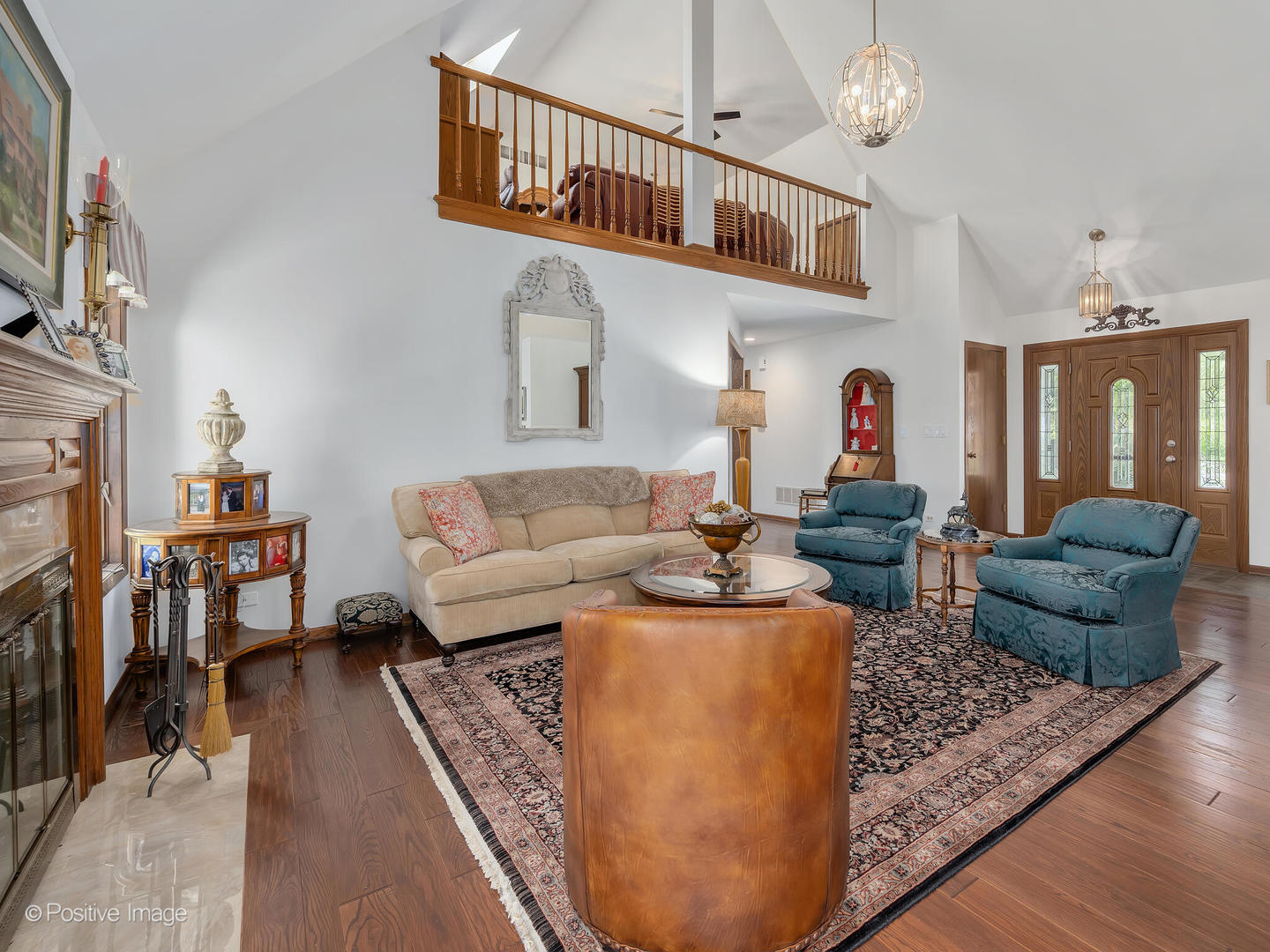 1040 Woodbine Lane
