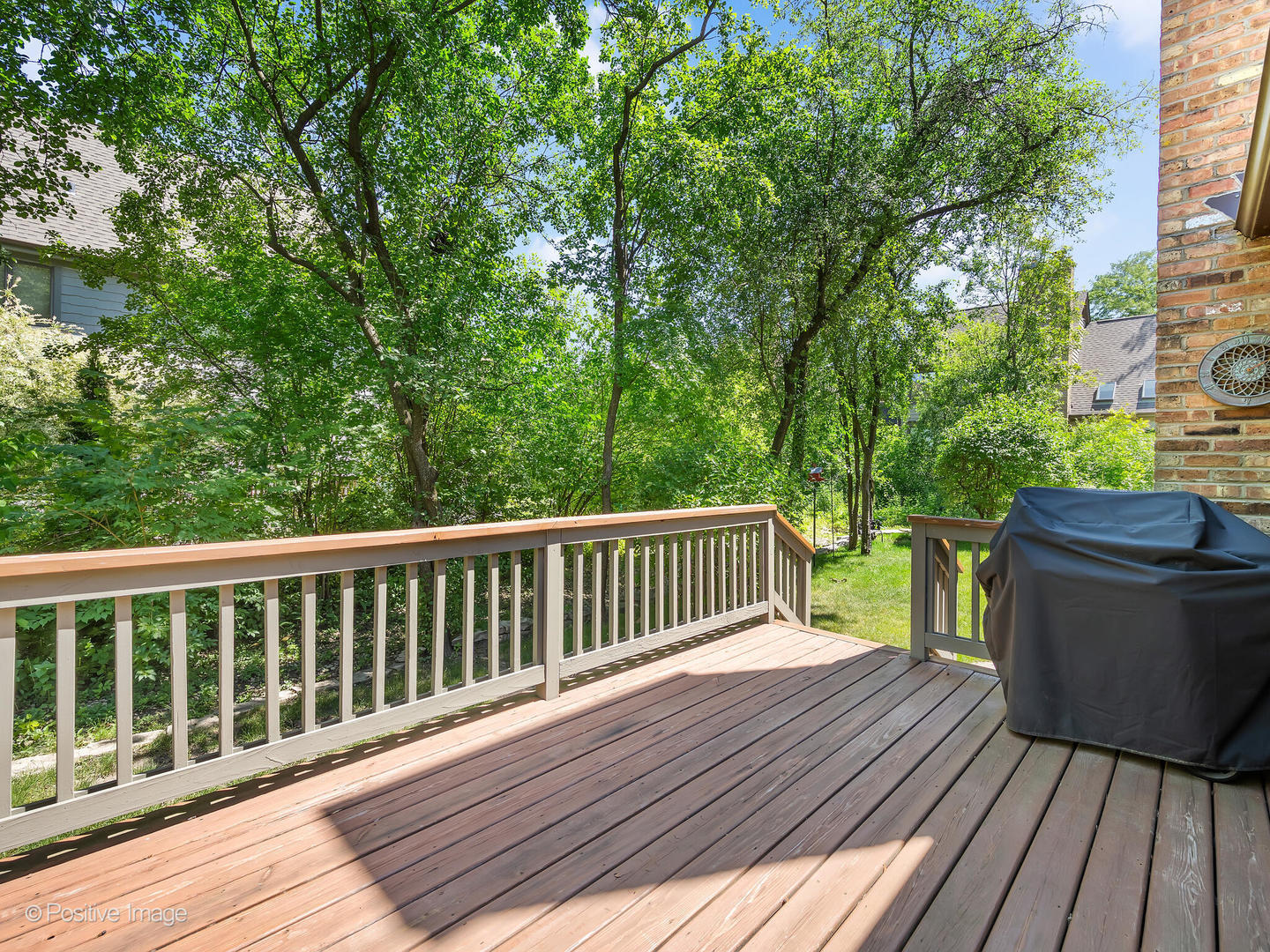 1040 Woodbine Lane