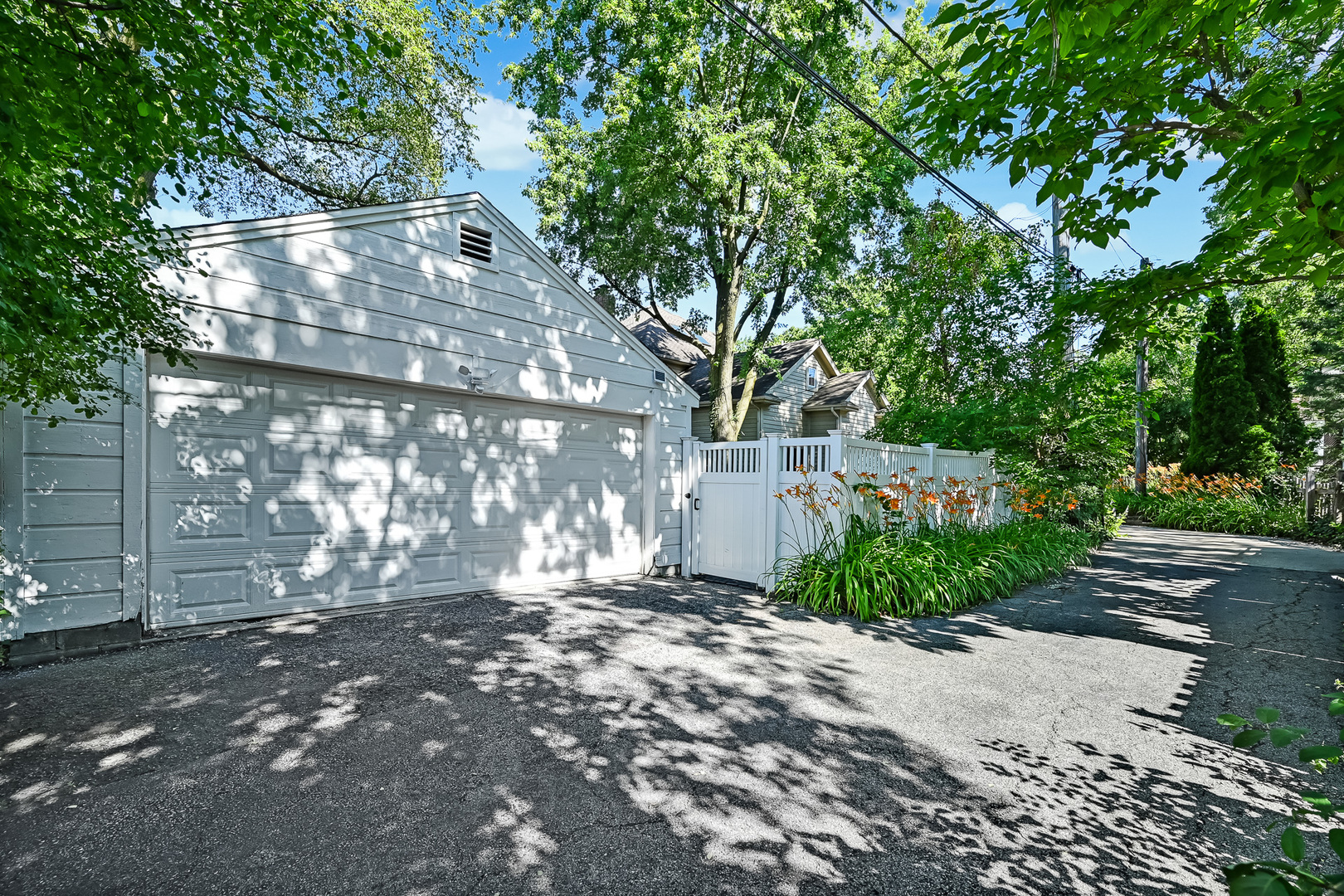 35 S Bodin Street