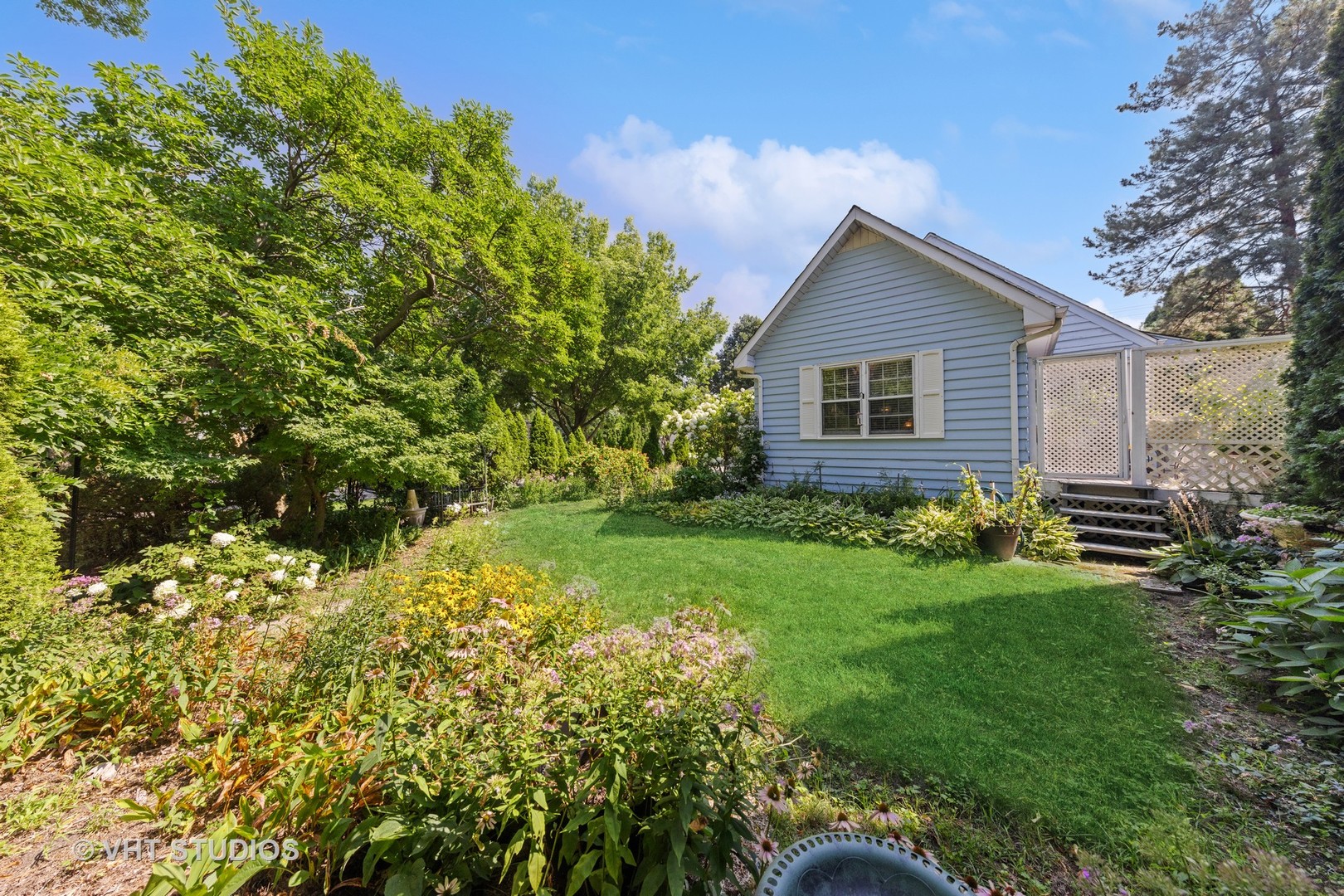 516 W 6th Street