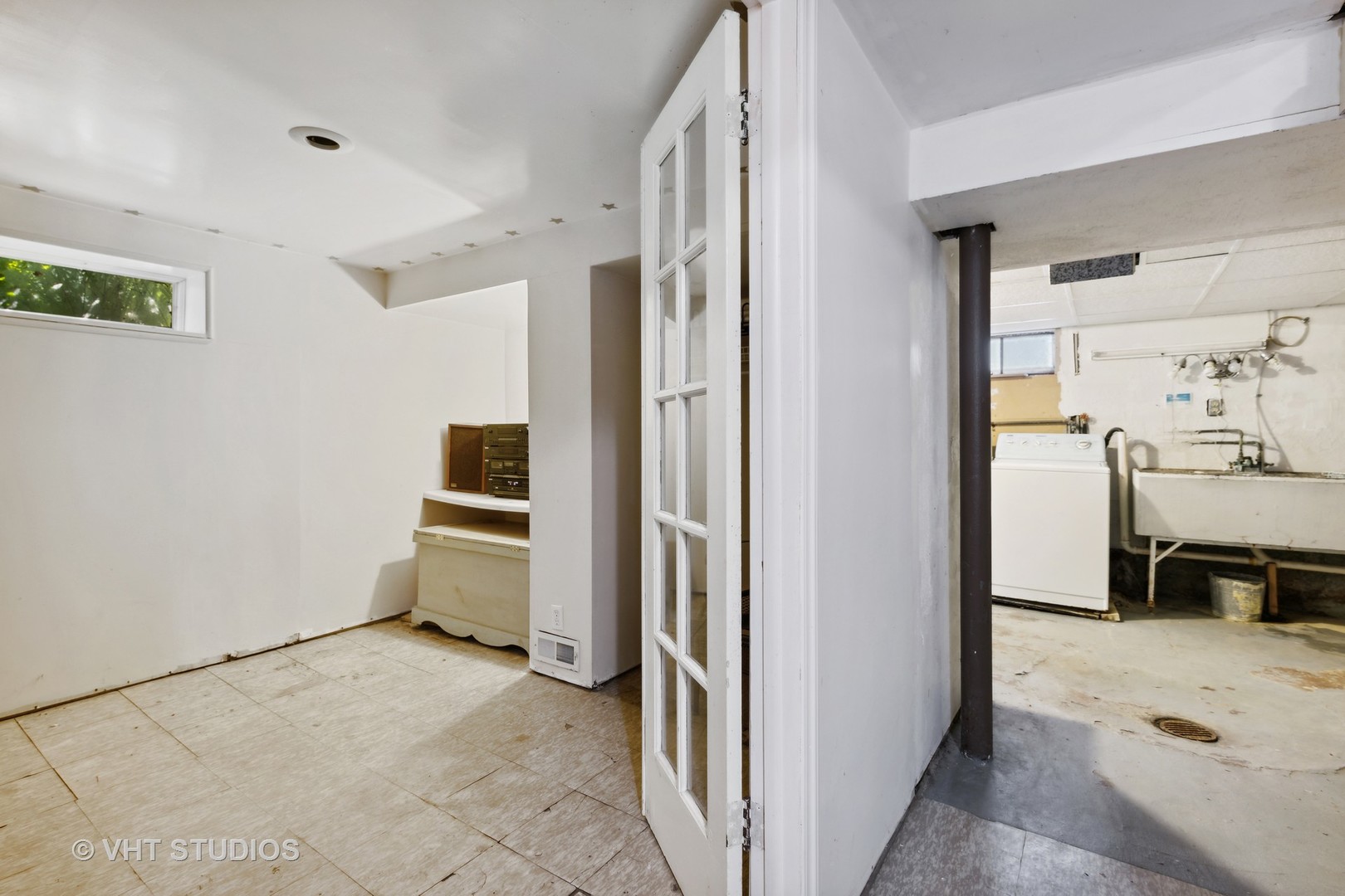 516 W 6th Street