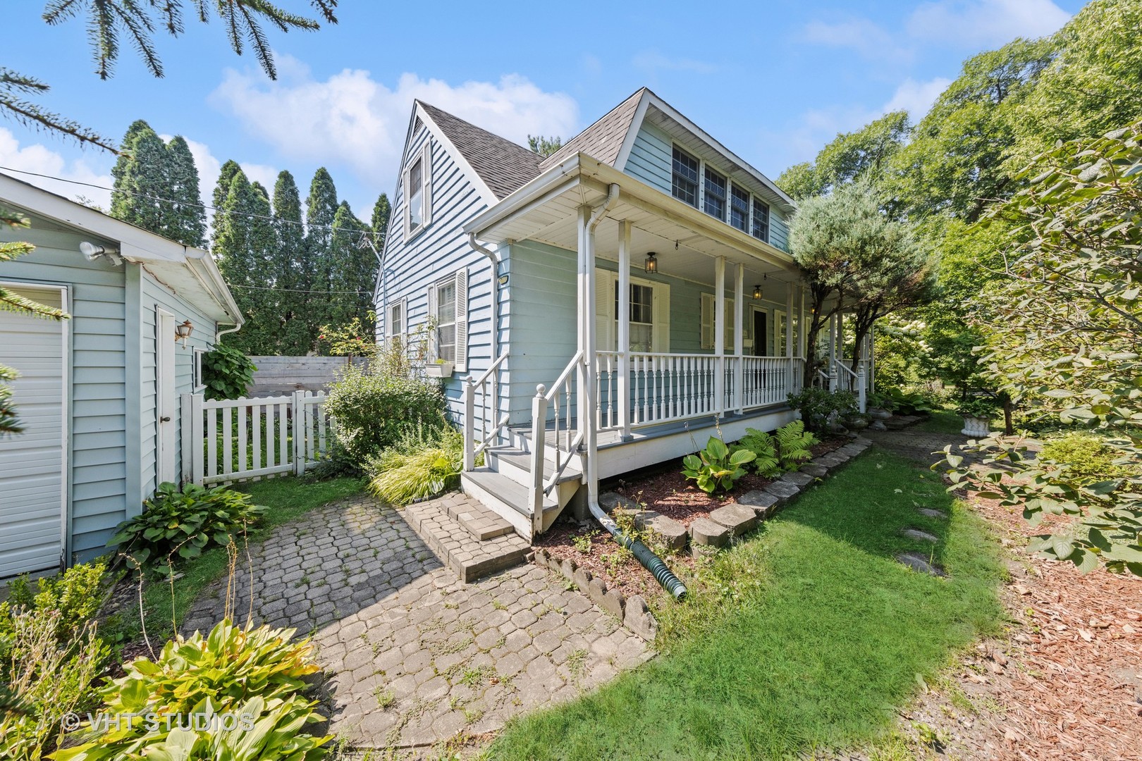 516 W 6th Street