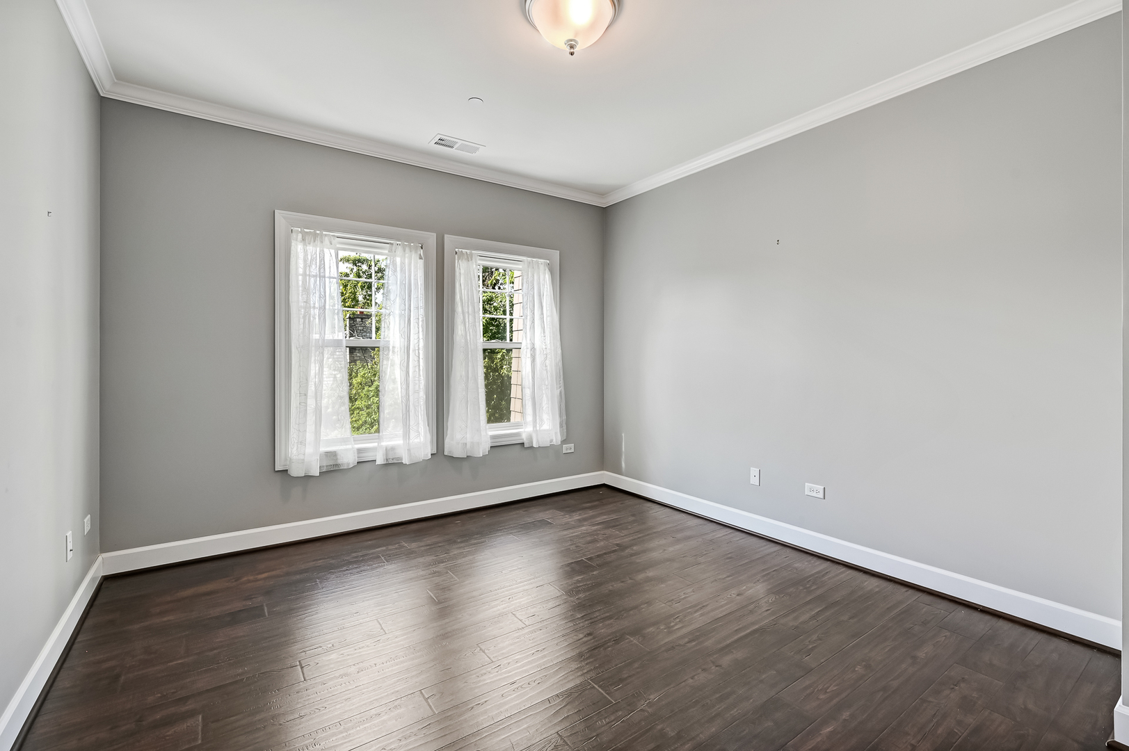 149 W Kennedy Lane Unit: 302