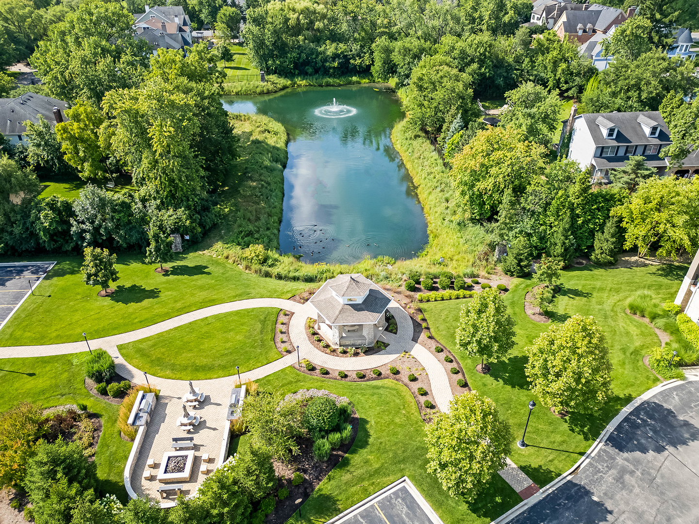 149 W Kennedy Lane Unit: 302