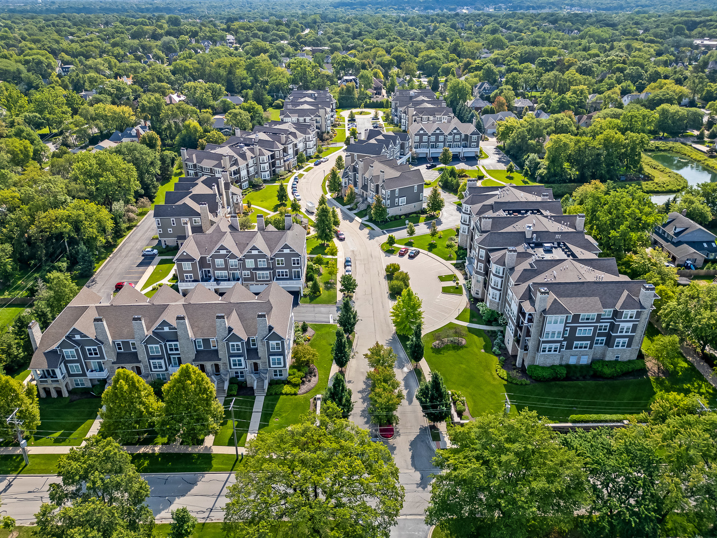 149 W Kennedy Lane Unit: 302