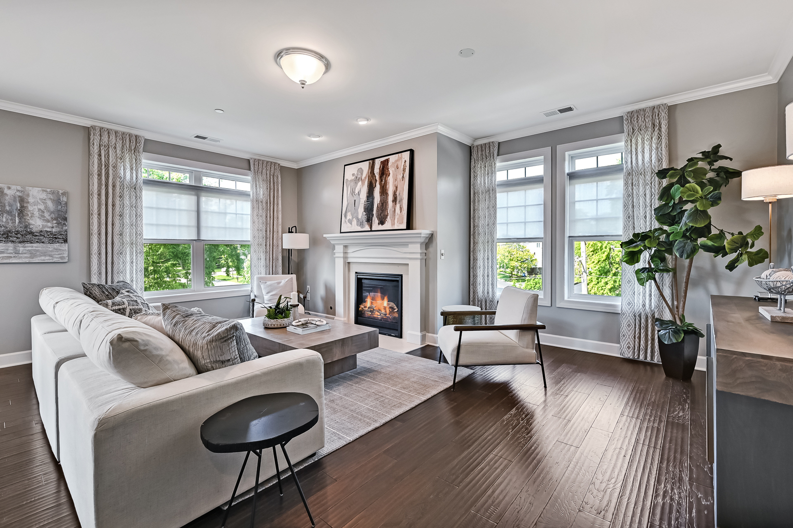 149 W Kennedy Lane Unit: 302