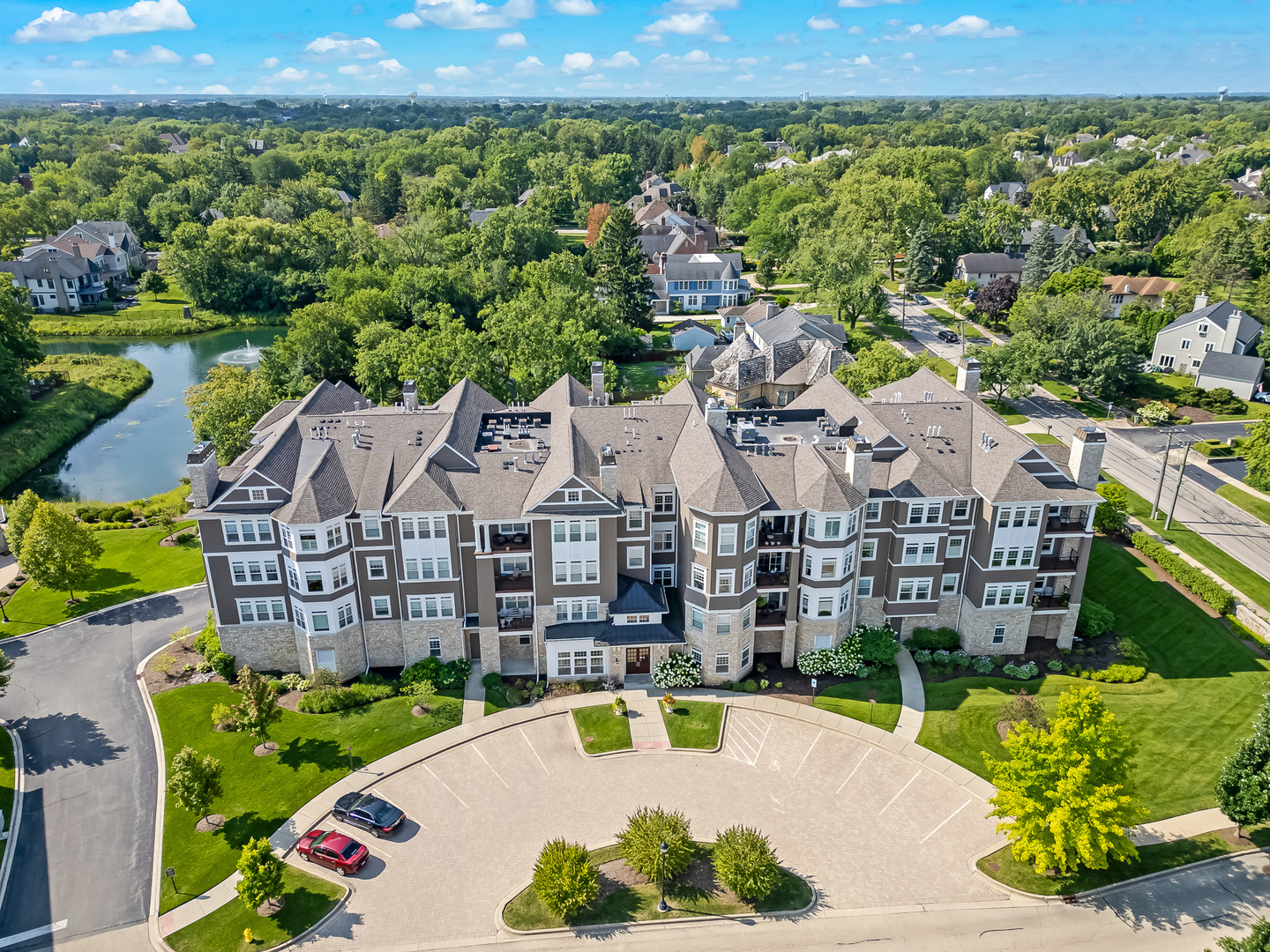 149 W Kennedy Lane Unit: 302