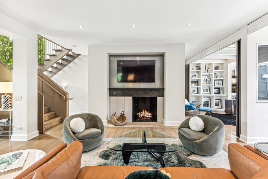 361 Hampton Place