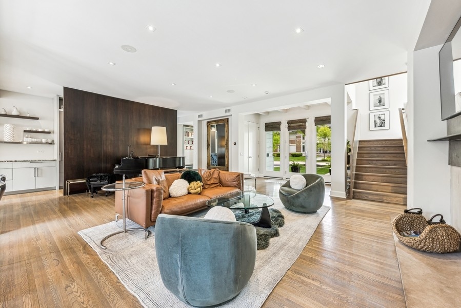 361 Hampton Place