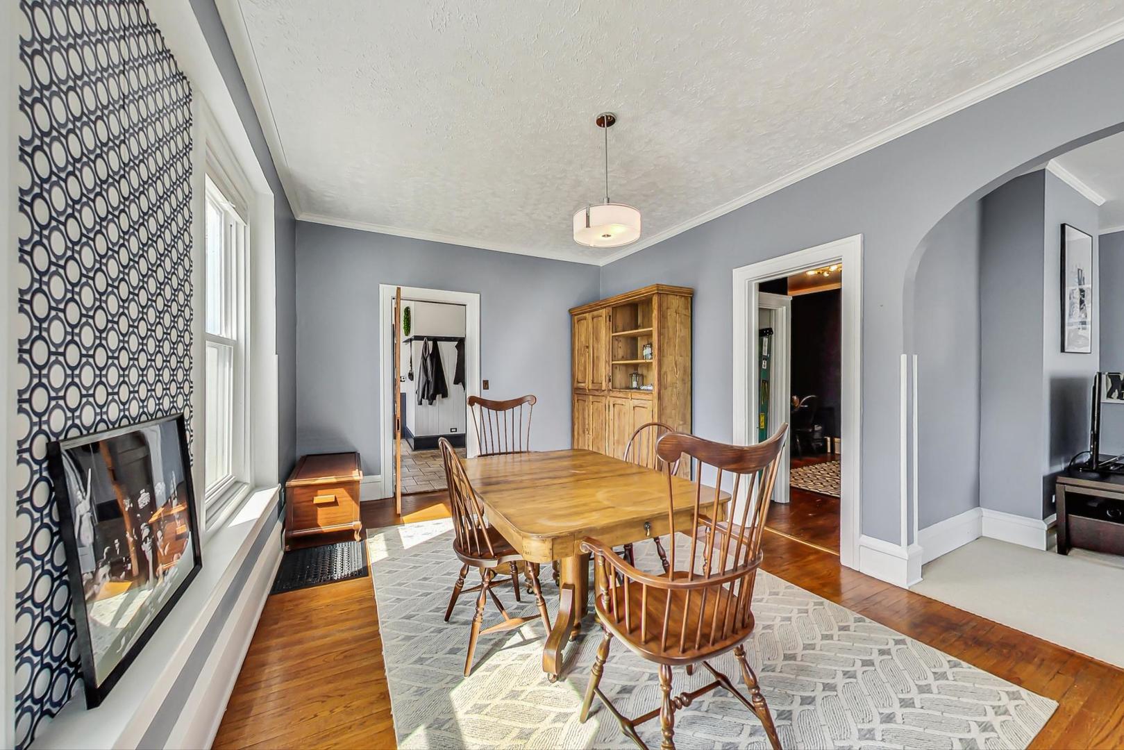 4704 Main Street