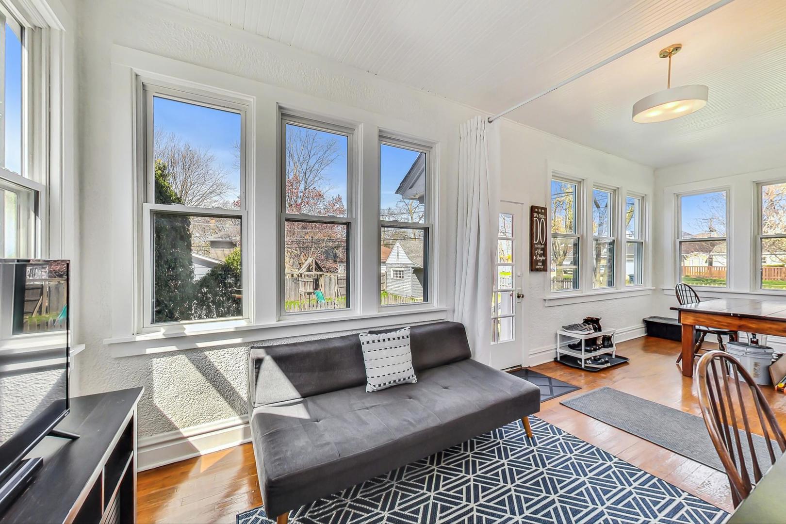4704 Main Street